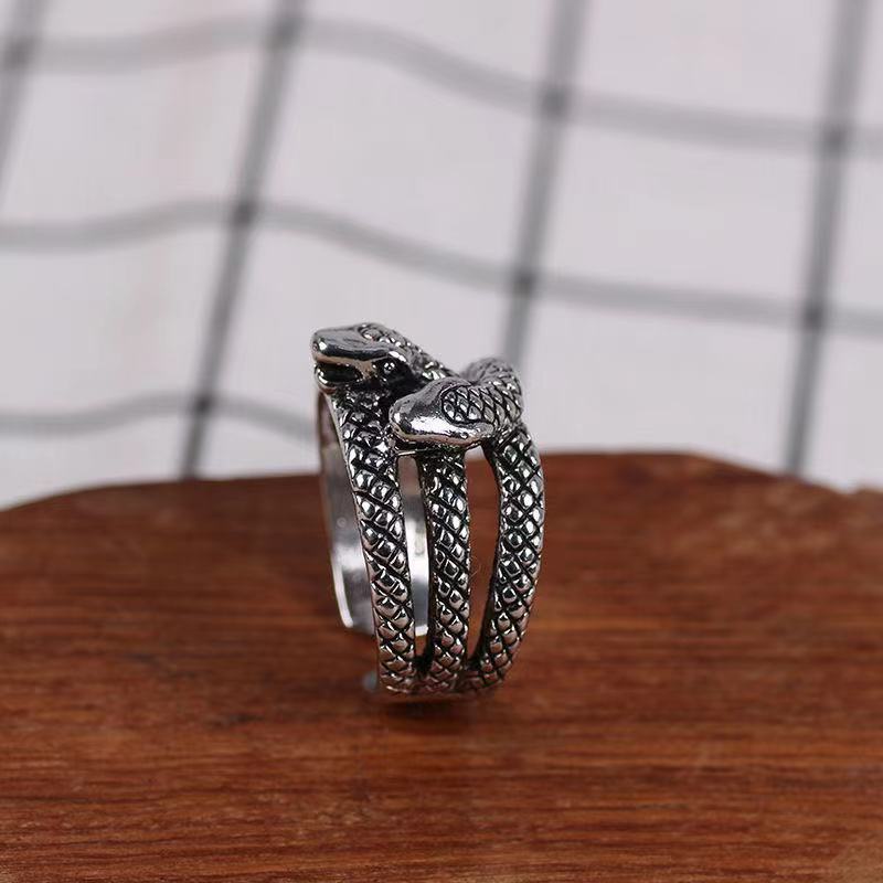 Cincin Model Terbuka Bentuk Ular Kepala Ganda Bahan alloy Gaya vintage Eropa Amerika