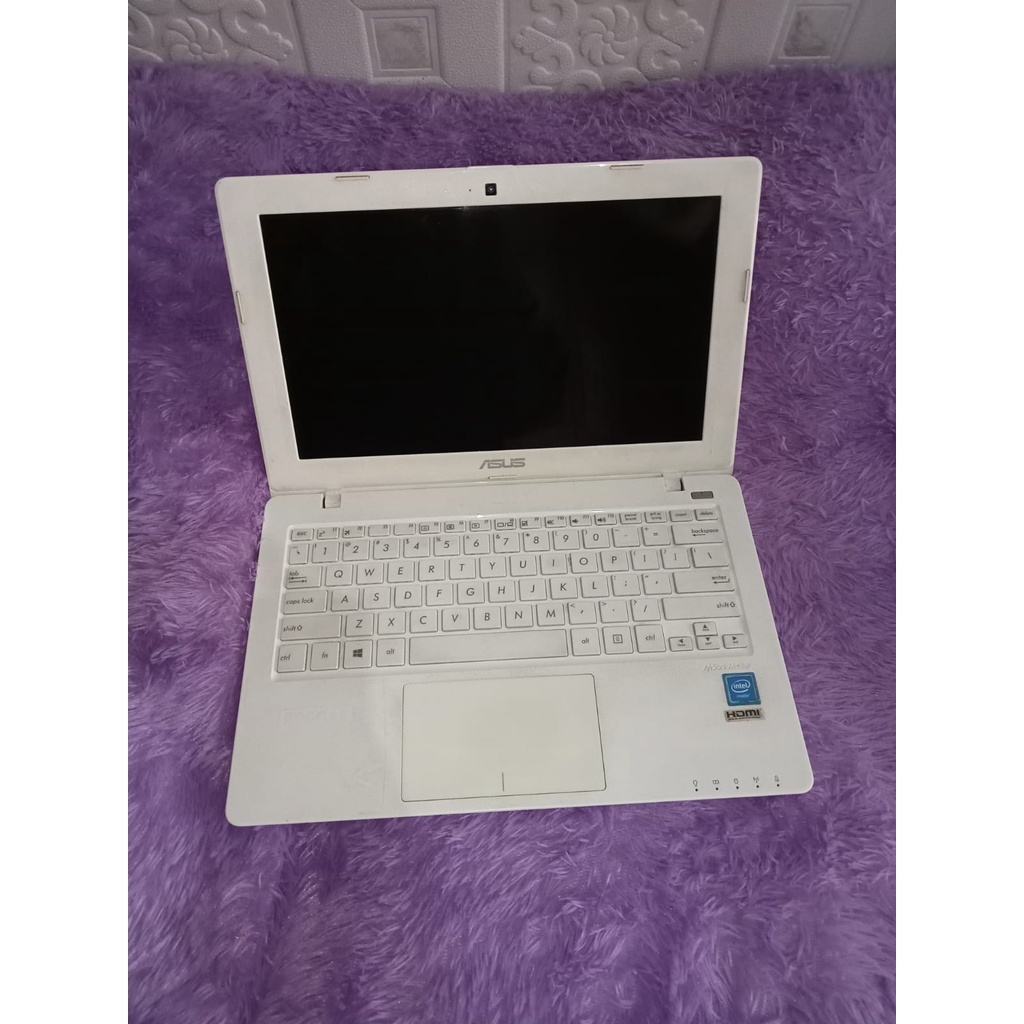 NOTEBOOK ASUS X200M,INTEL(R) CELERON(R),LAPTOP BEKAS BERKUALITAS,LAPTOP MURAH,LAPTOP SECOND,LAPTOP S