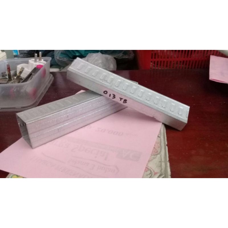 HOLLOW BAJA RINGAN ASIA TRUSS 2X4 DAN 4X4