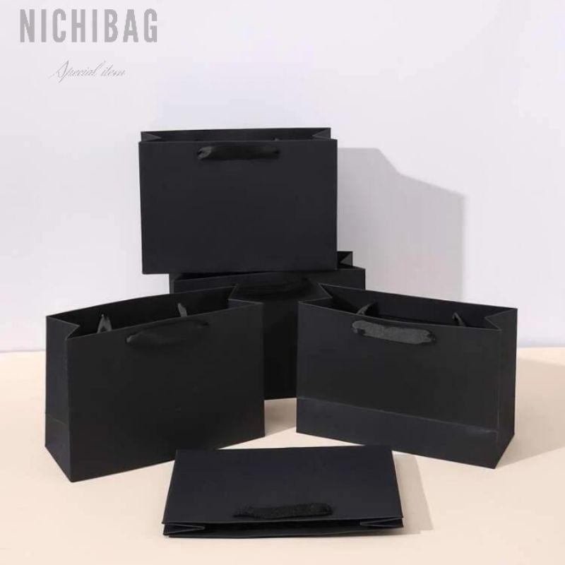 

SOLID PAPER BAG HANGING RIBBON | PAPER BAG WEDDING | PAPER BAG | PAPER BAG ANNIVERSARY| PAPER BAG BRIDESMAIDS | TAS KADO | PAPER BAG JUMBO | PAPER BAG HITAM | PAPER BAG KOSMETIK | PAPER BAG TAS KERTAS