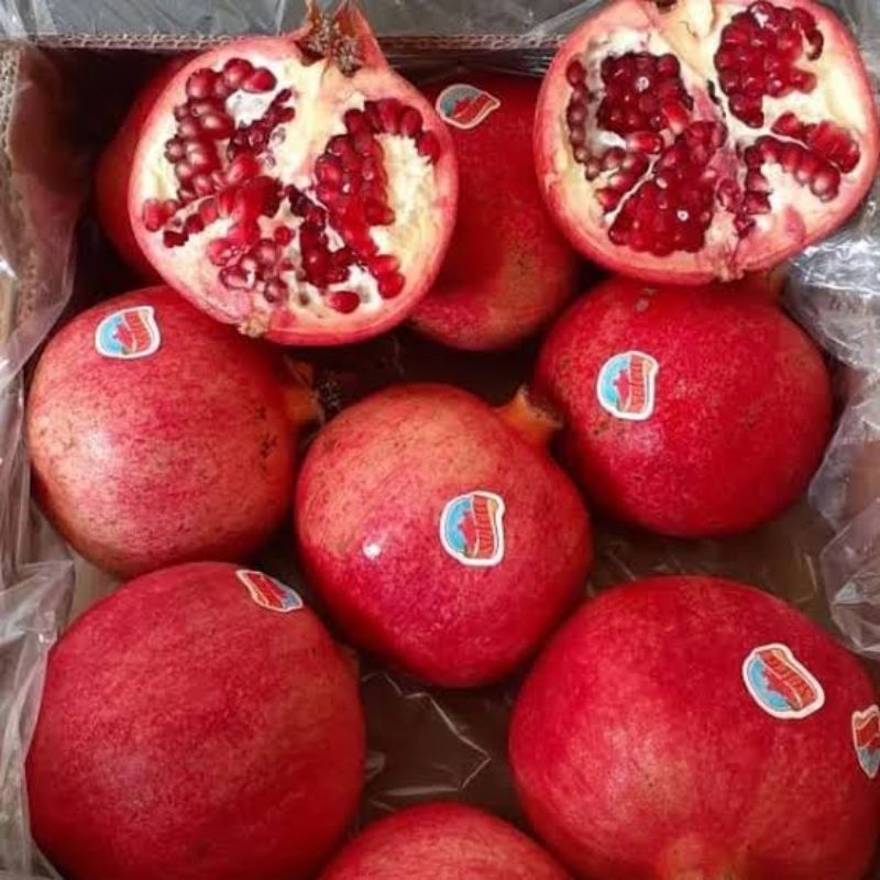 

buah delima merah import per 1pcs