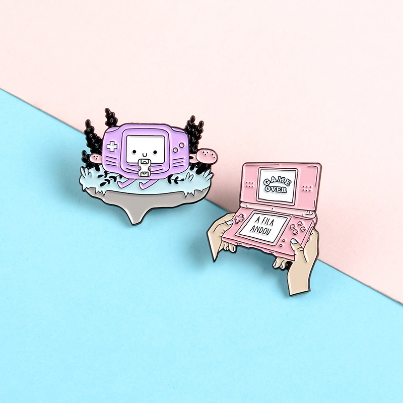 Bros Pin Enamel Desain Game Console Kawaii Monster Elfin 90s Untuk Kerah