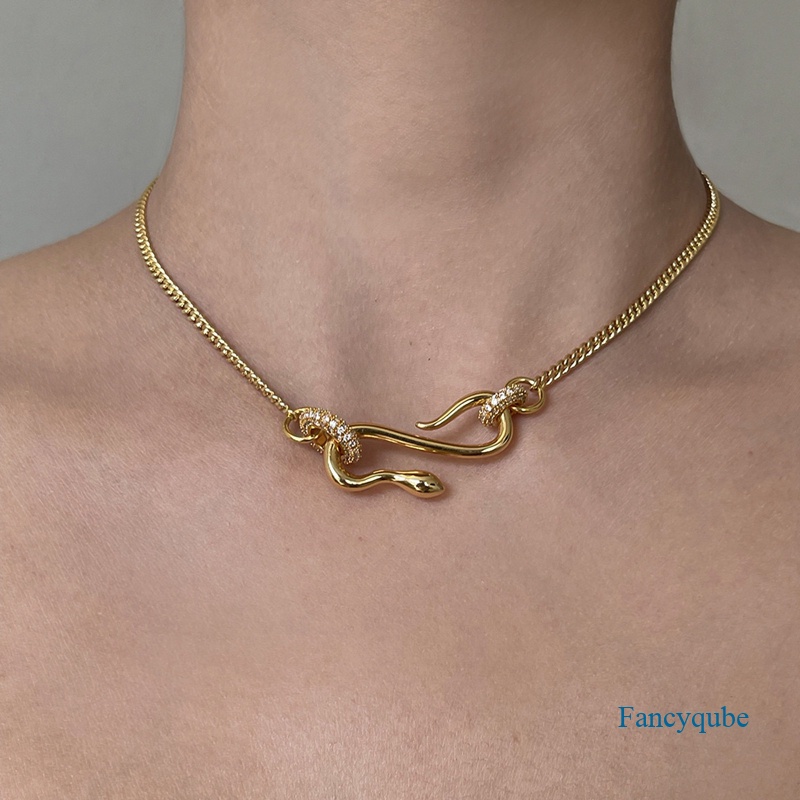 Fancyqube Kalung Rantai Klavikula Desain Ular Cincin Bulat Bahan Zirkon Penuh Gaya Punk