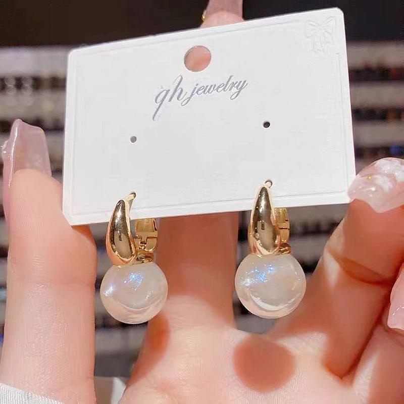 Anting Gantung Mutiara Wanita Korea Simple Dalika