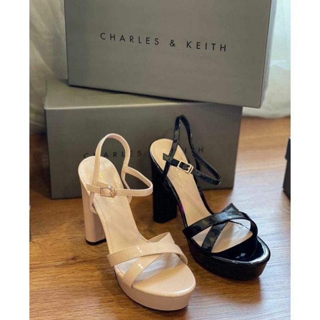 sepatu charles & keith