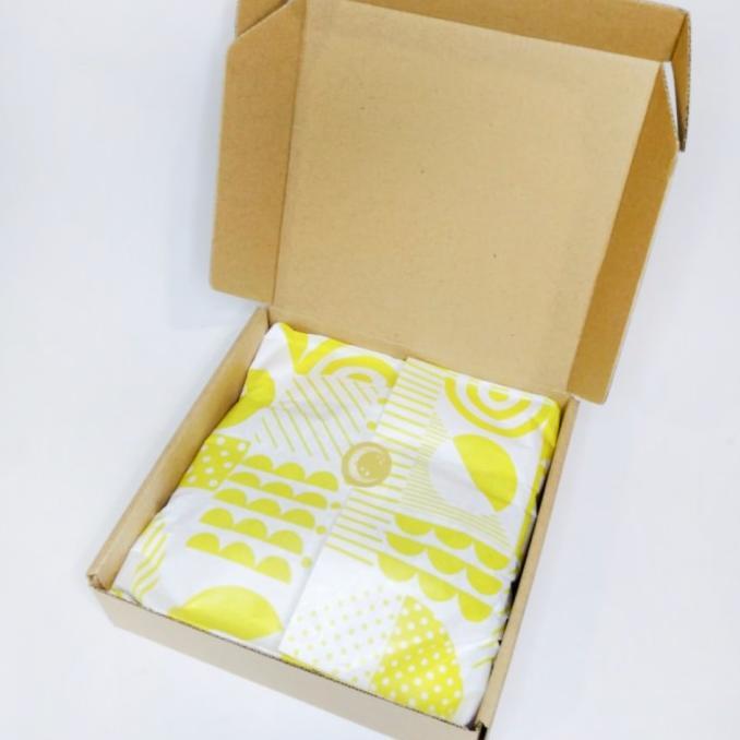 

Yellow Geometric Wrapping Paper (50 lembar)| kertas tissuebungkus kado