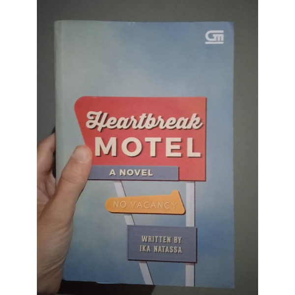 Preloved Novel Heartbreak Motel