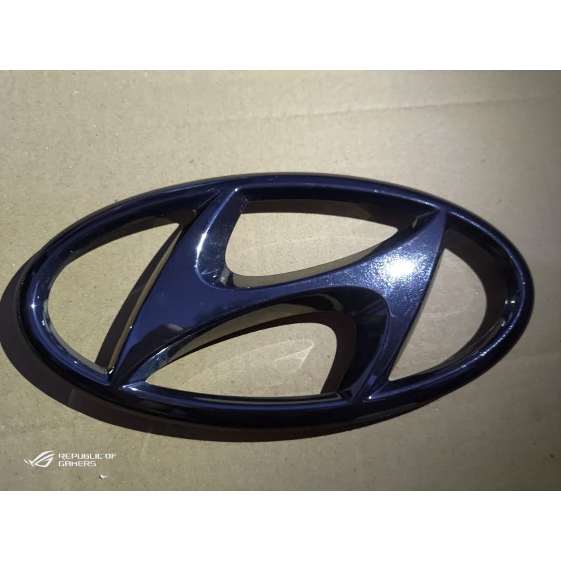 LOGO DEPAN HYUNDAI H1