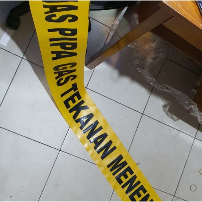 

Pembatas barikade "Awas pipa gas tekanan menengah