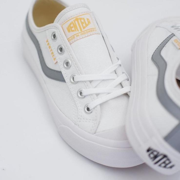 Muraaaahh.. Sepatu Vantela New Public White Low Original 100%