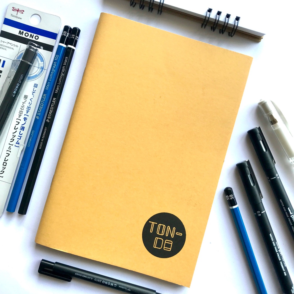 

SKETCH BOOK TONDO A5 HITAM 30 LEMBAR 200GSM