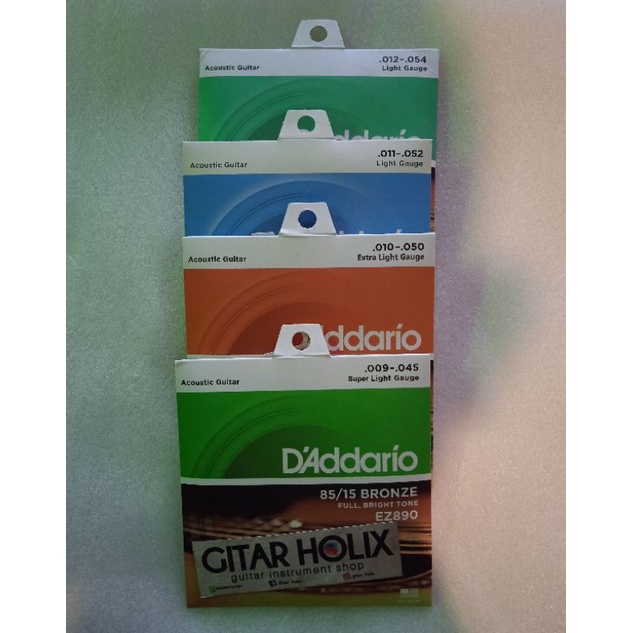 Senar gitar akustik d'addario