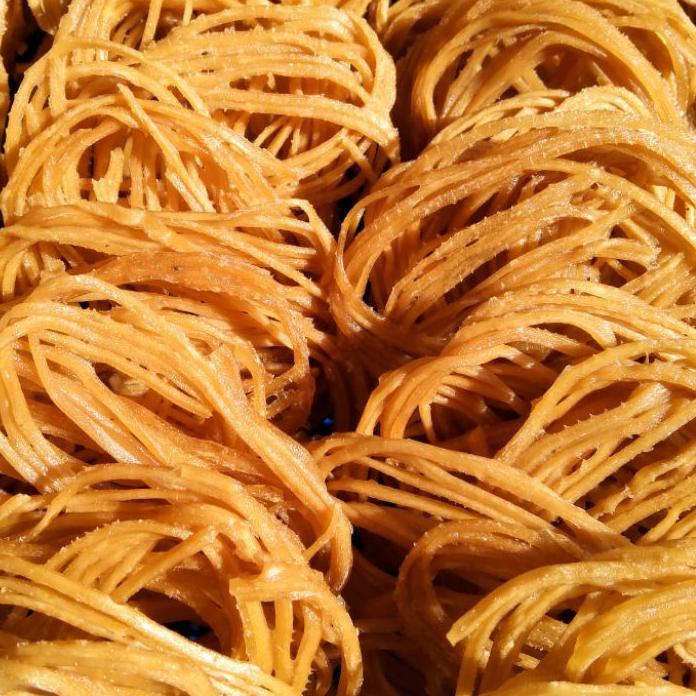 

✨Grosir✨ KRUPUK MIE BULAT ASLI MEDAN CAP 999 500GR. 