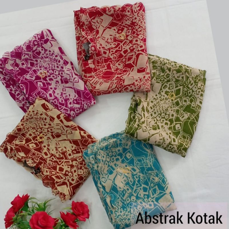 Jilbab Segi Empat Motif / Jilbab Segi Empat Motif Lasercut / Jilbab Segi Empat Lasercut