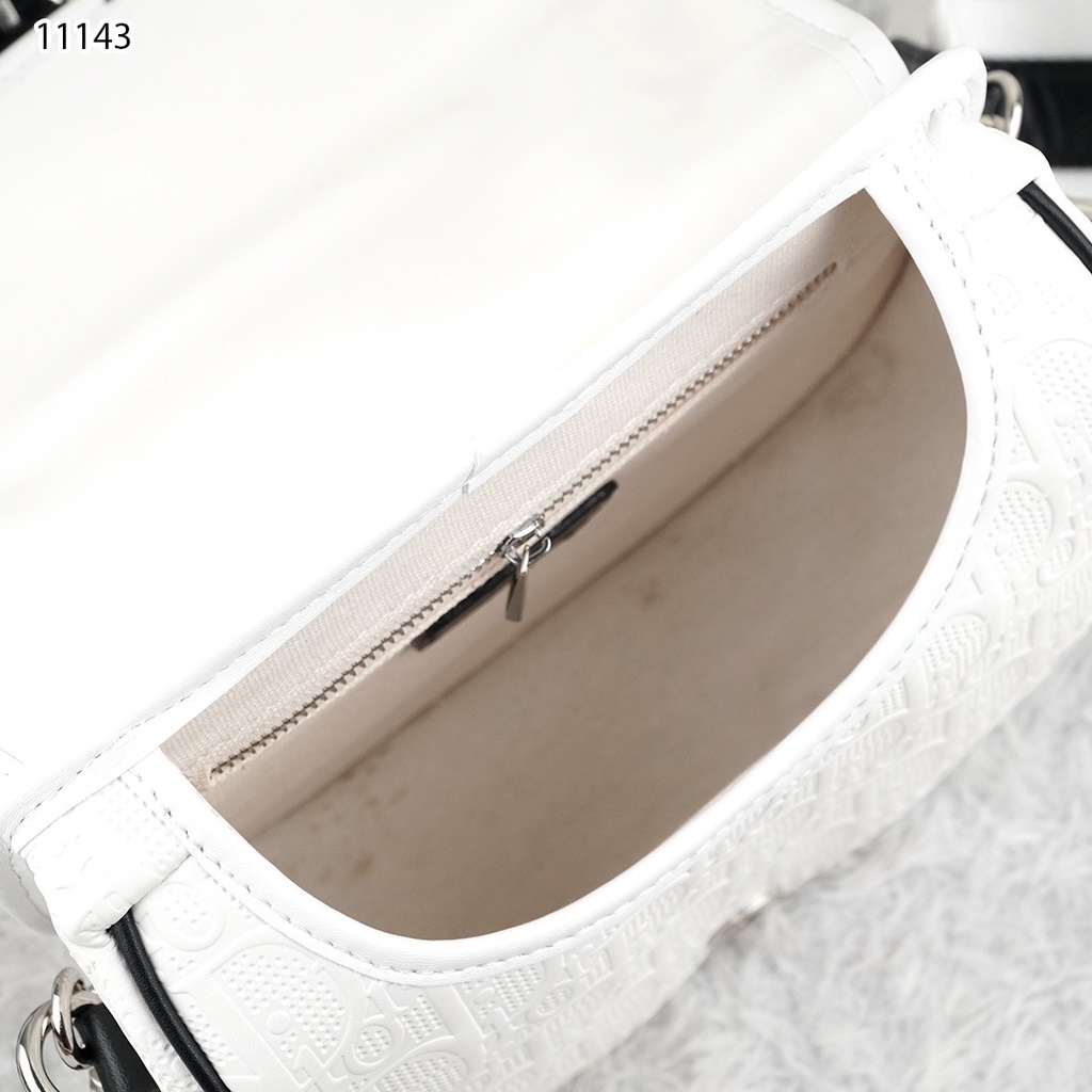 NEW ARRIVAL DR Bobby Bag 11143