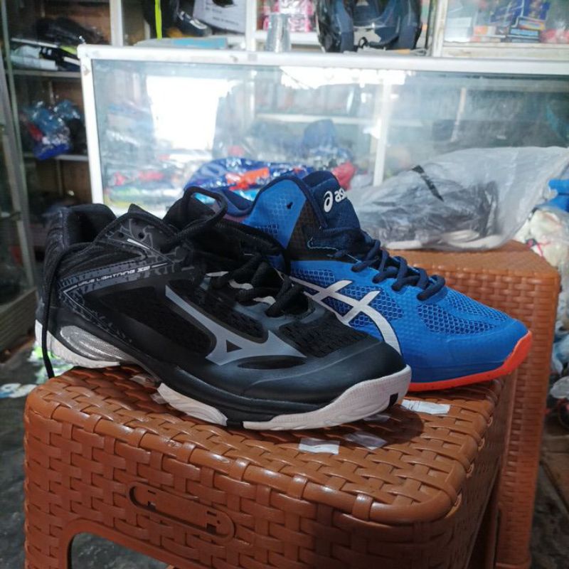 sepatu voli mizuno wlz 5 low import BM sama kaya ori