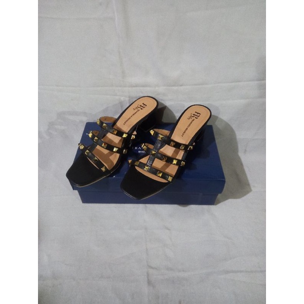 Sandal slide Heels wanita Rockstud FRANSISCA RENALDY L.CORDELIA 01 HITAM