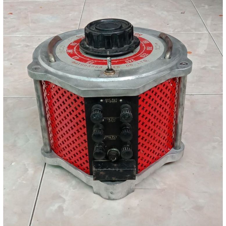 MATSUNAGA VARIAK VARIABLE 2KVA 220V AC