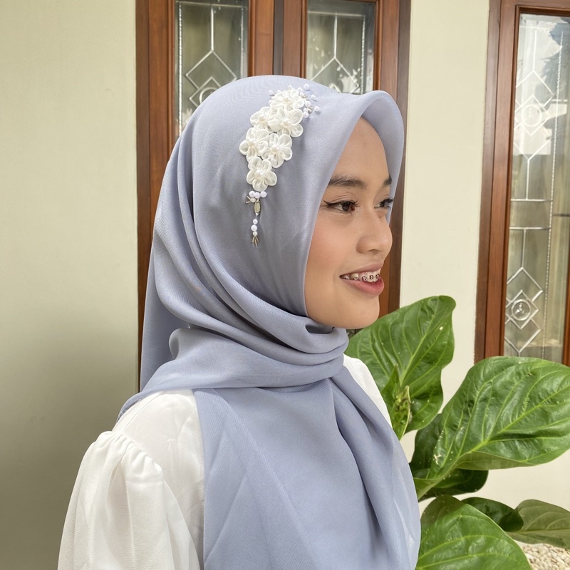 Hijab segiempat payet bunga hijab mahkota untuk lamaran / acara resmi bahan pollycutton