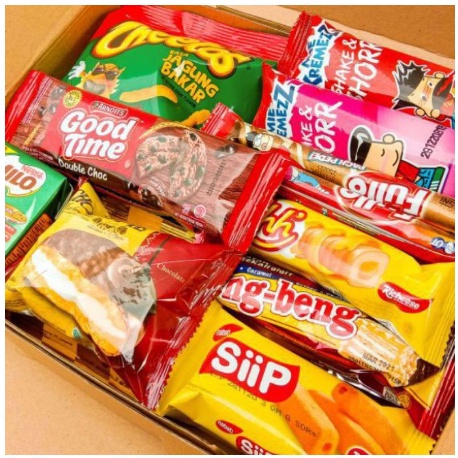 

PAKET SNACK CEMILAN MURAH MERIAH MAKANAN WAFER CHIKI COKLAT SNACK BOX HAMPERS KADO HADIAH SIDANG WISUDA ULTAH