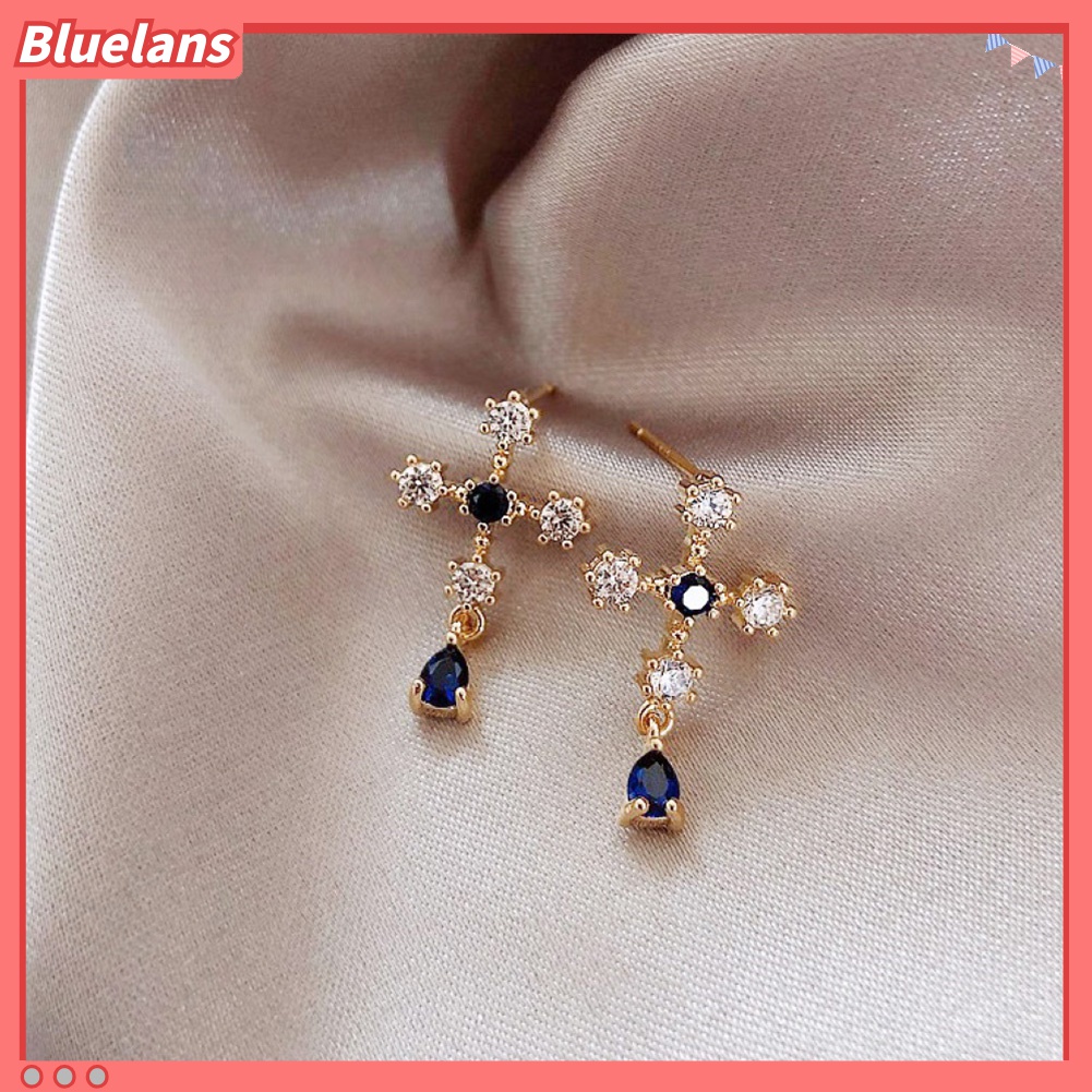 Anting Stud Sapphire Berlian Imitasi Bahan Alloy Untuk Wanita