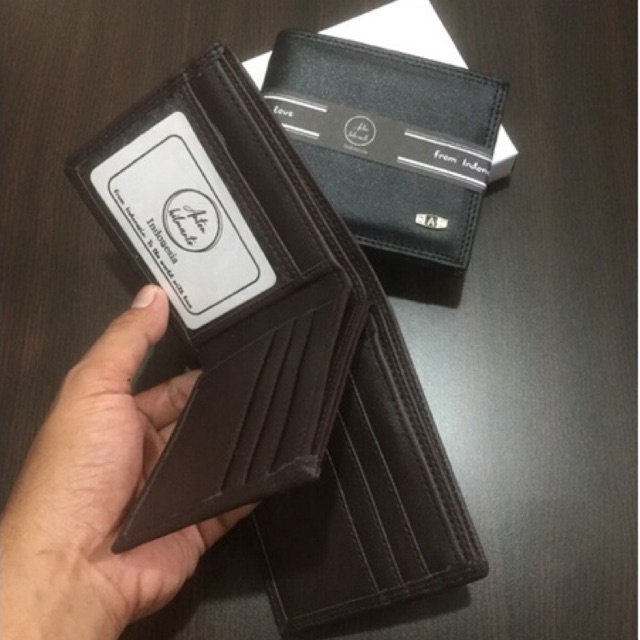 dari ANTON HILMANTO‼️ dompet pria bahan kulit sintetis teiga model 3 dimensi atau 3 ruang bolak-balik #dompet #dompetlipat #dompetpria #dompetcowok #dompetkeren #dompetdimensi #dompetbagus