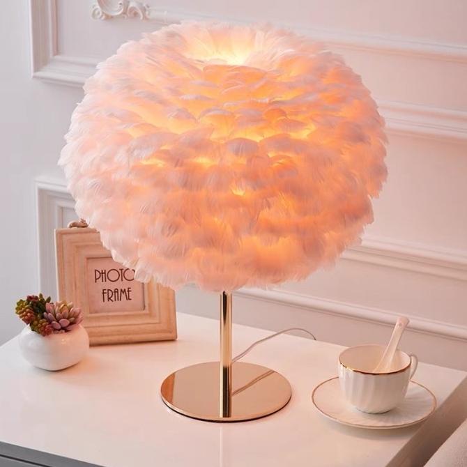 Lampu meja hias ruang tamu bulu angsa pink side lamp kamar tidur ready