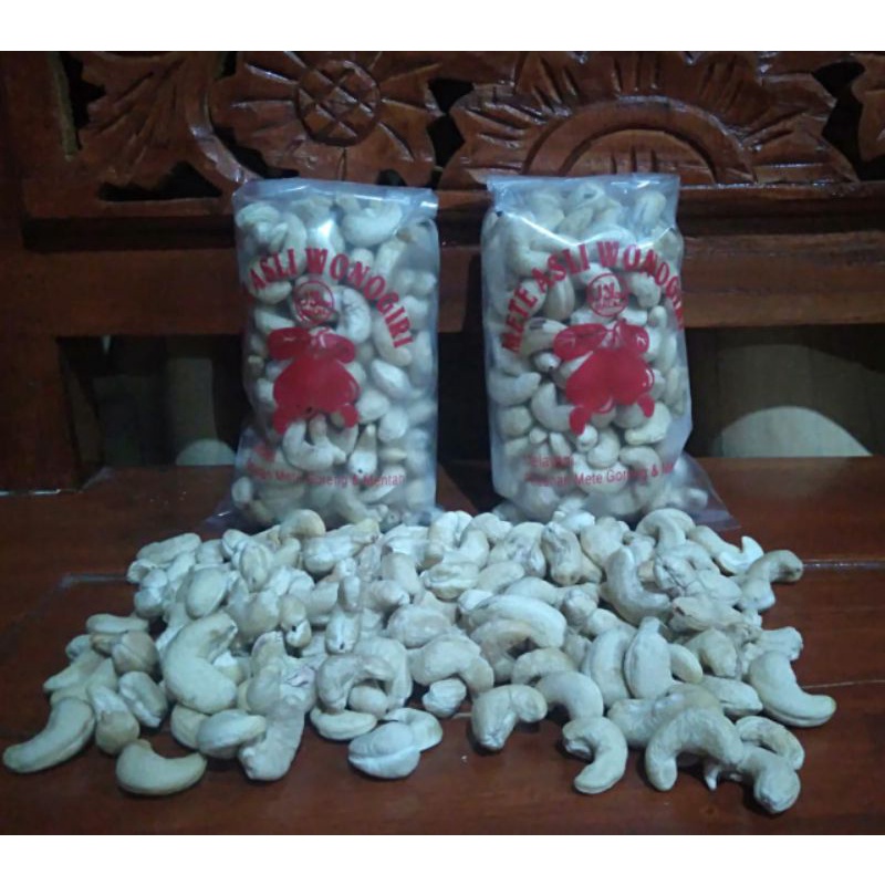 

kacang mede mentah berat bersih 500gram asli wonogiri