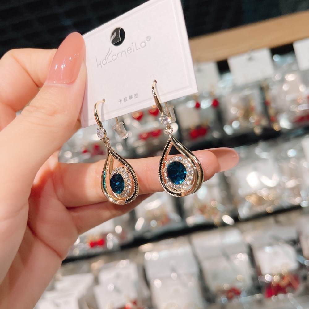 Anting Drops Hias Kristal Zirkon Buatan Warna Biru Gaya Retro Untuk Wanita