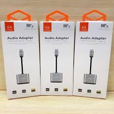 MCDODO Audio Adaptor Type C to Dual Type C Charging Call Connector - Type C + C