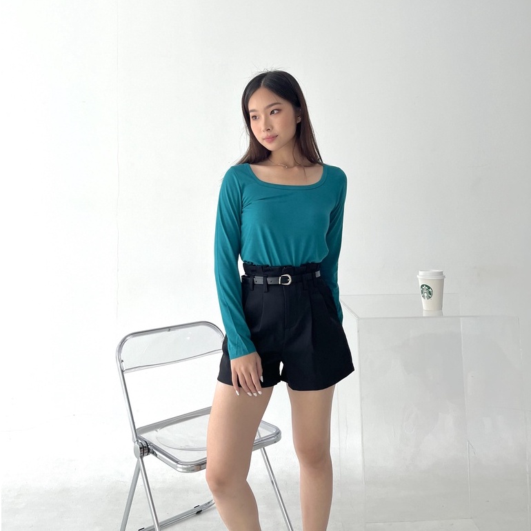 Suri Semi Square Neck Top / Top Wanita Korea / Blouse Casual / Baju Santai