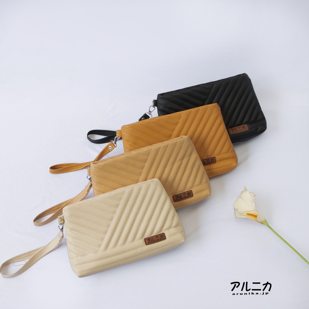 Pouch Clutch Bag Wanita Dompet Tas Kondangan Pesta Handbag Genggam Arunika