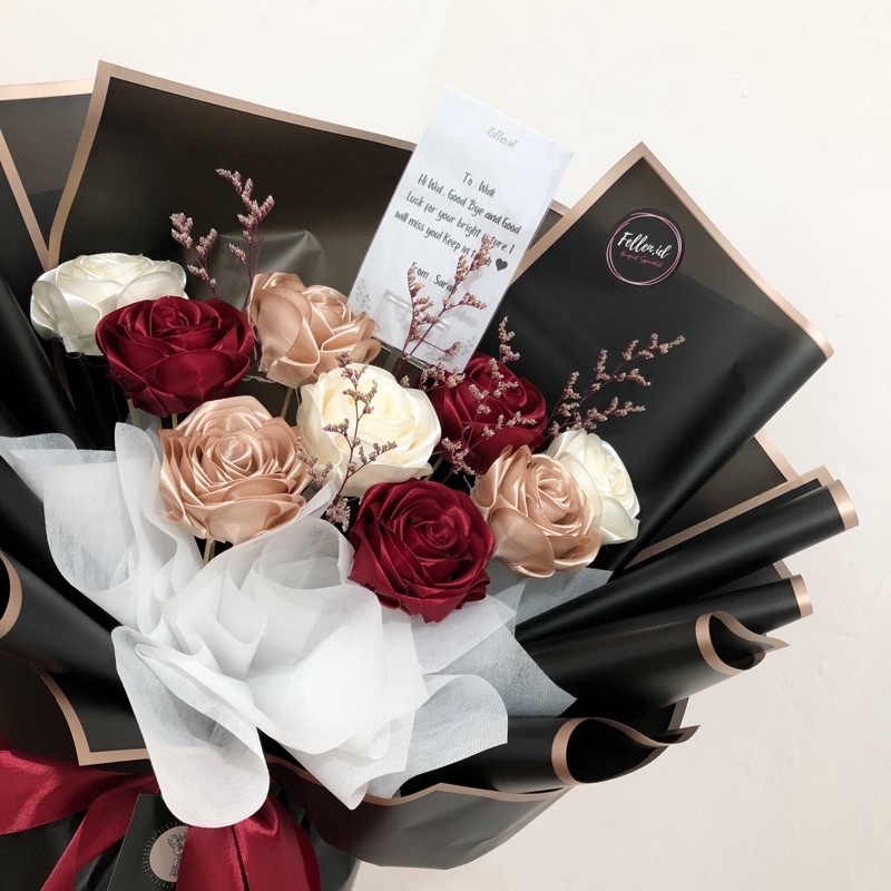 Jual Buket wisuda/buket bunga/bouquet/hadiah wisuda/buket bunga wisuda