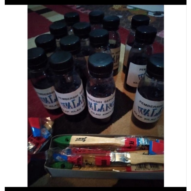 SEMIR SEPATU/SEMIR SEPATU MAGIC/SEMIR SEPATU WALANG/BONUS PEMBERSIH SEPATU MINIMAL 4 SEMIR WALANG.