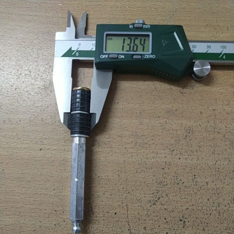 Packer Injeksi Beton Polyurethane Ukuran B8 Per 50 Pcs