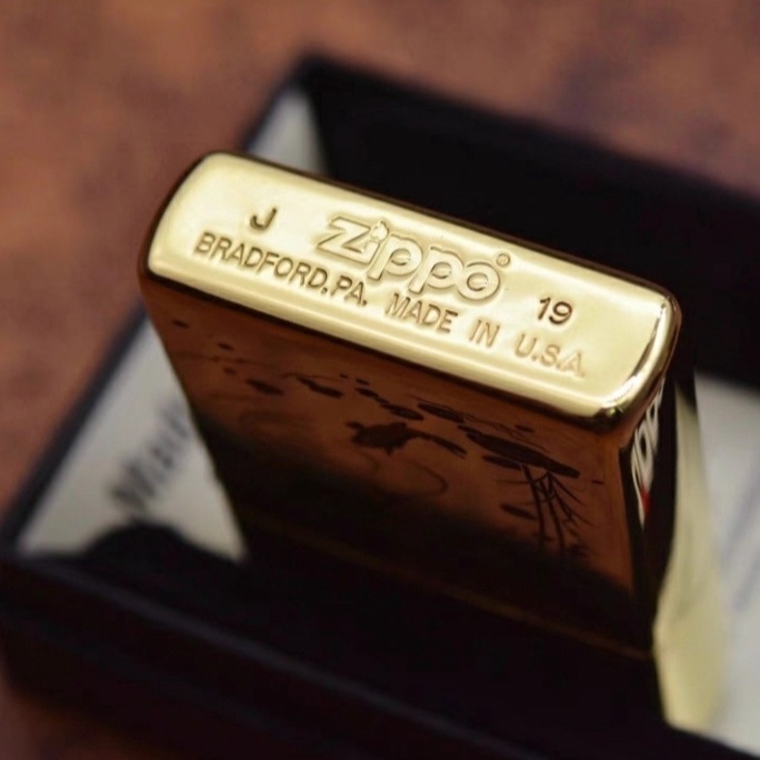 Korek Api Zippo Gold Grafir Ikan Koi 3962-9 High Premium