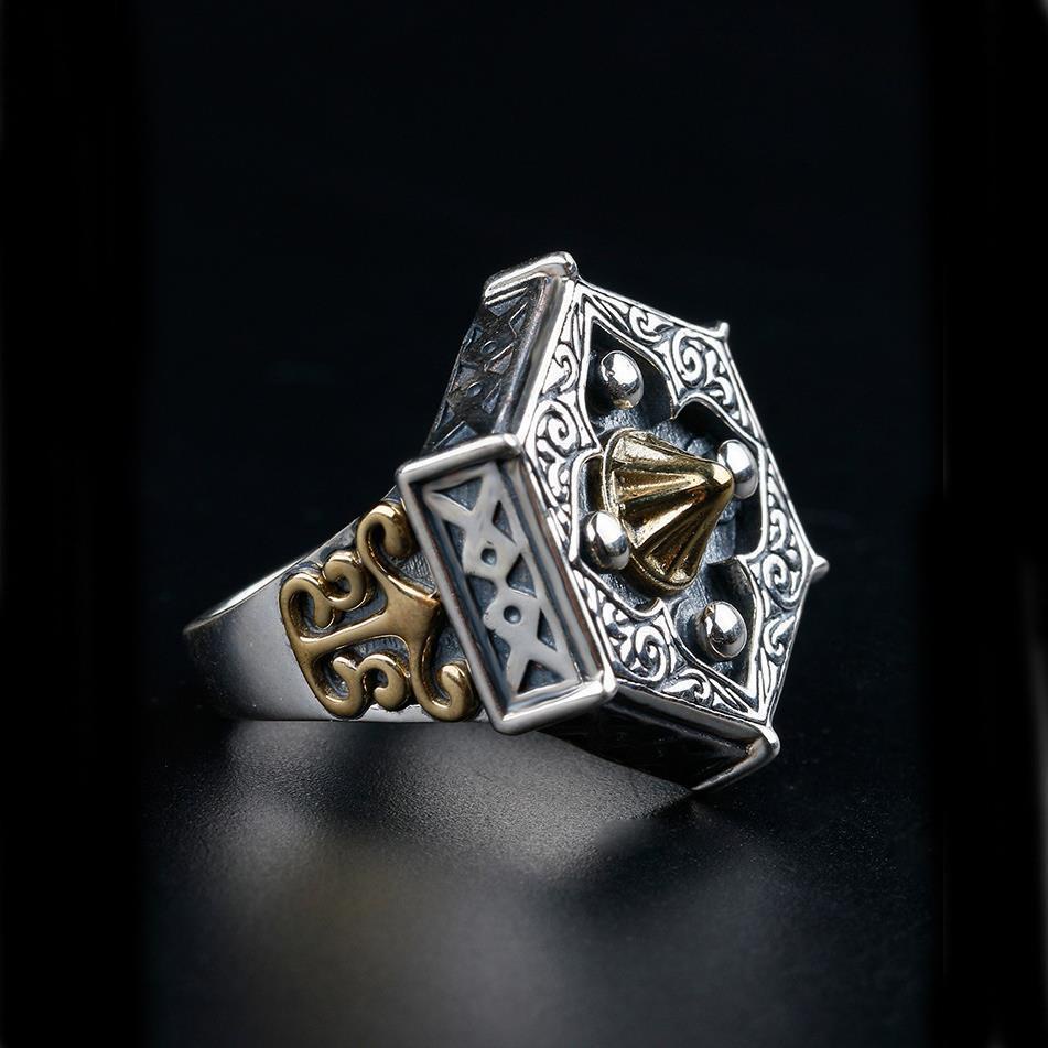 Cincin Pria Bentuk Pentagon Gaya Vintage Eropa Amerika Hip Hop