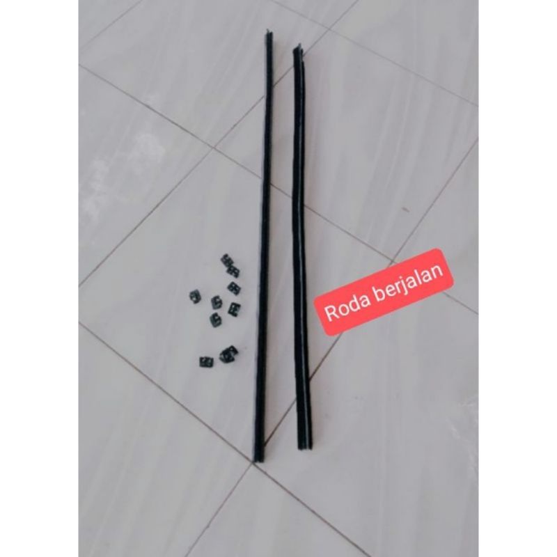 lis karet kaca plipit penjepit kaca pintu kijang super, kijang grand, kijang rover bagian luar atau 