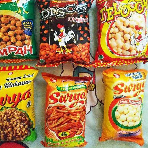 

10.10 sale Kacang Ayam & Surya Khas Makassar (kacang rempah - kacang disco - Kacang Emas - kacang telooor - krupuk bawang) murah