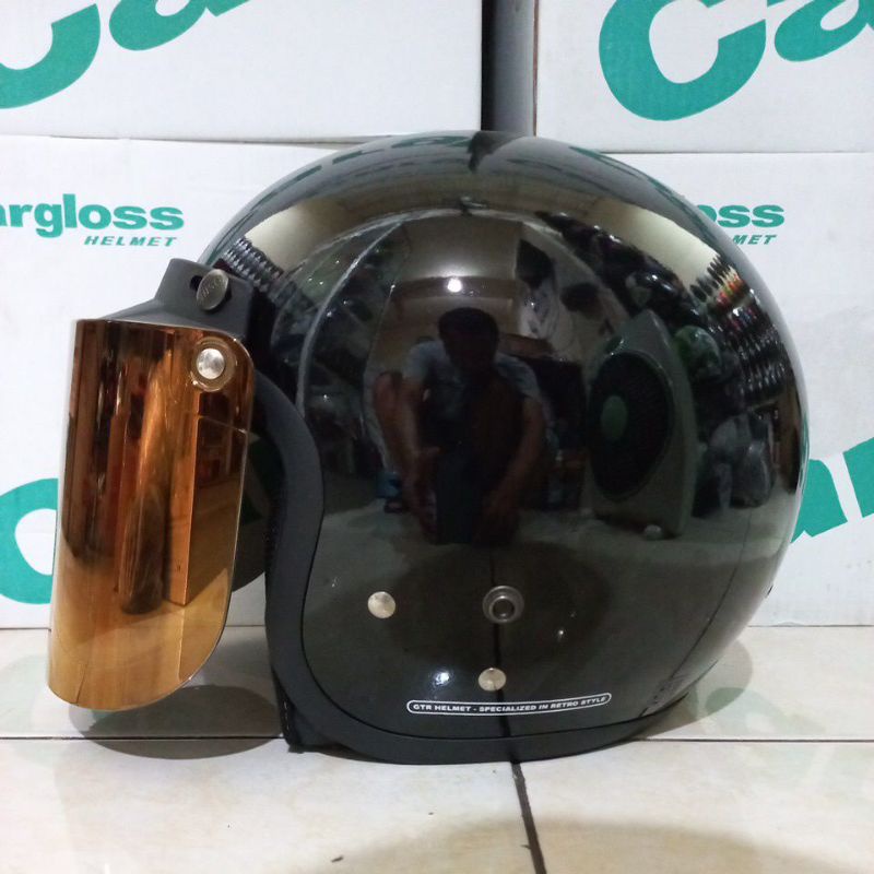 HELM CARGLOSS DEWASA MERK GTR