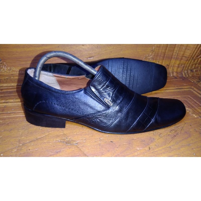 Sepatu Pantofel Kulit/Bally Second,42
