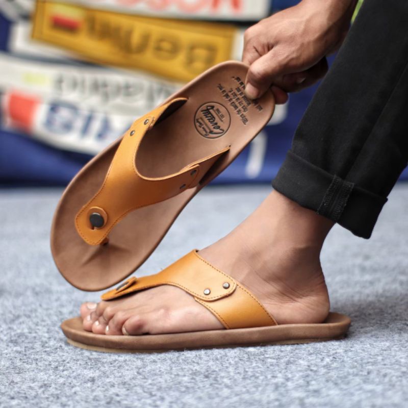 Sandal Kulit Pria Sandal Jepit Pria Casual Kulit Asli Original Kekinian Fashion Sendal Pria Clover