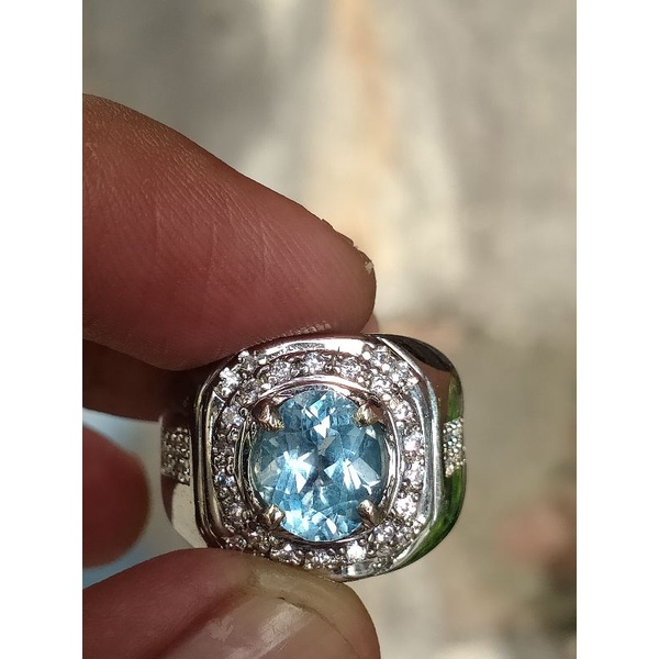 NATURAL BLUE TOPAZ