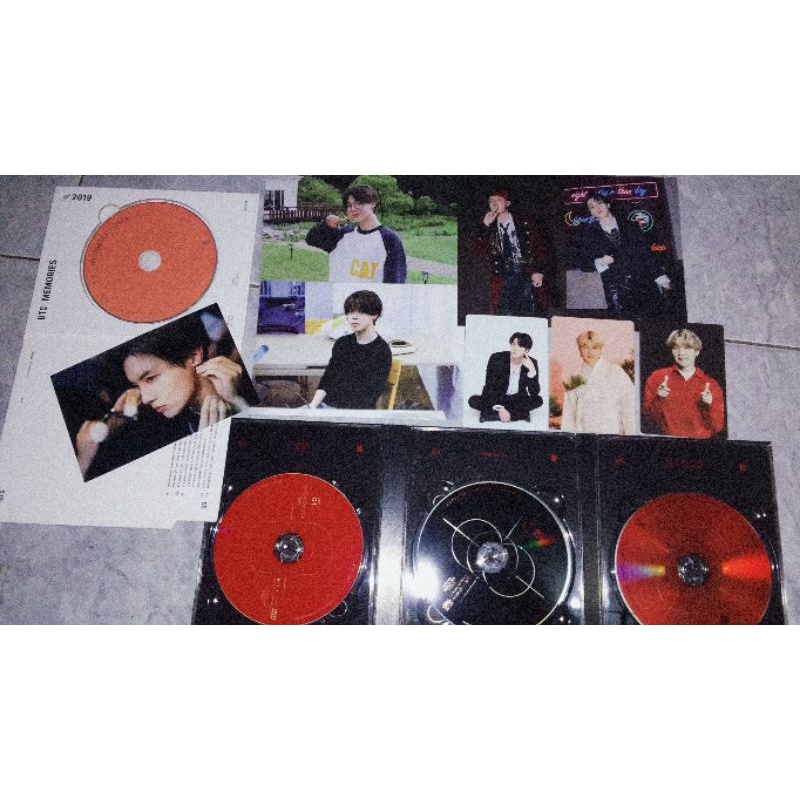 BTS MERCH