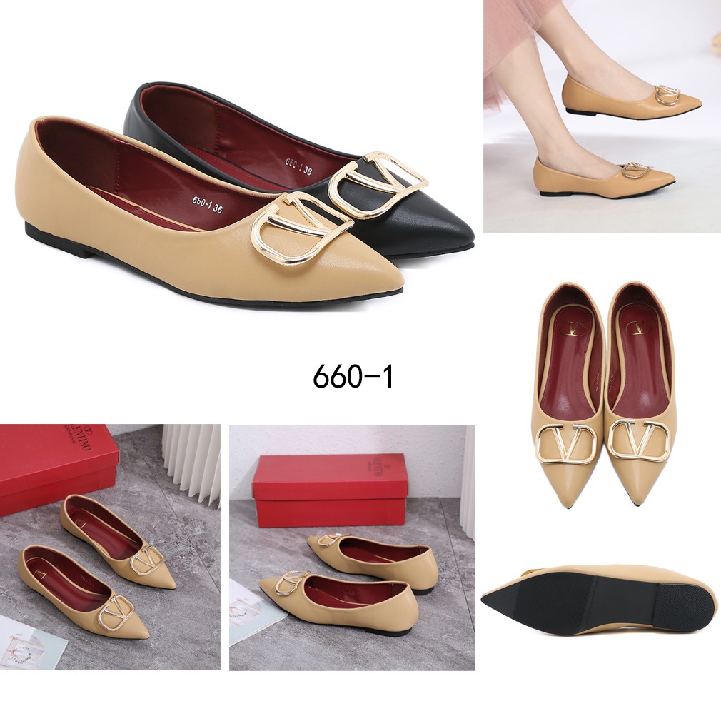 V-Logo Pointed Toe Flat Shoes 660-1