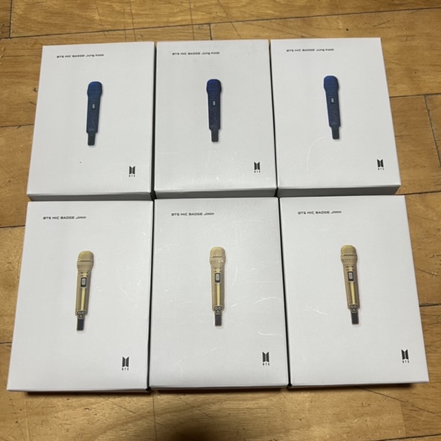 Jual [READY STOCK] BTS MIC BADGE HYBE MUSEUM JIMIN JUNGKOOK (NO PC) Shopee Indonesia