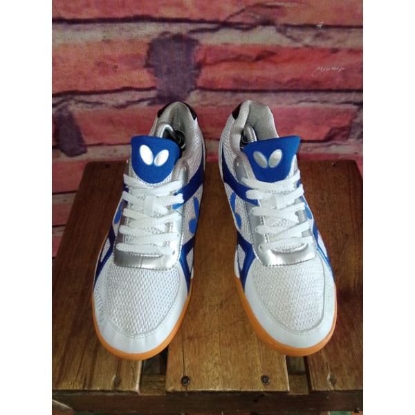 sepatu tenis meja second