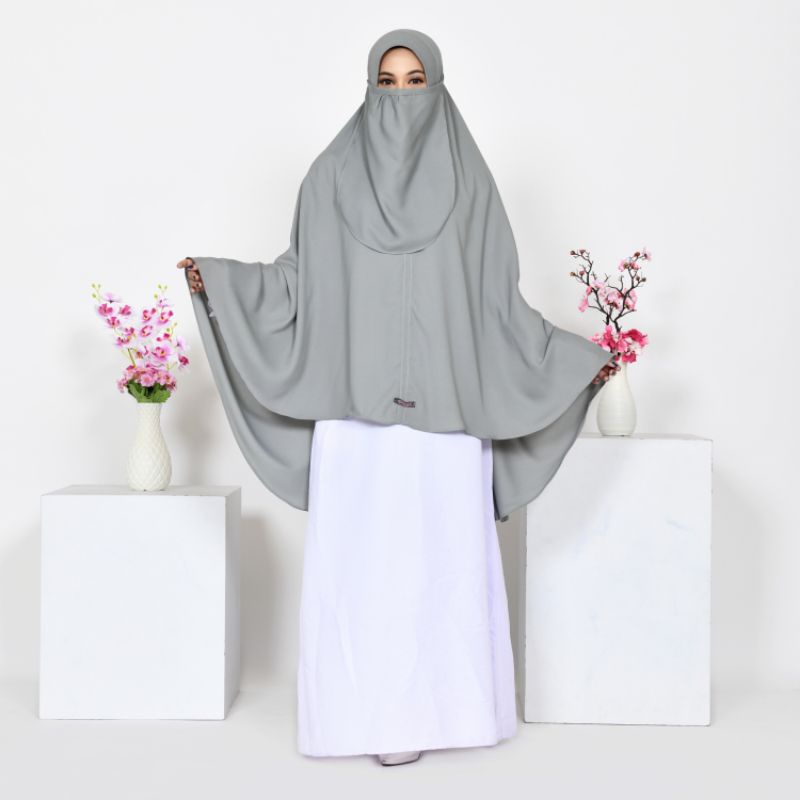 Khimar+ cadar bergo danisa (wollycrepe caltri)