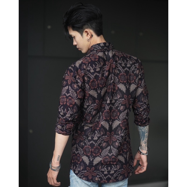 KEMEJA BATIK PRIA Lengan Panjang Premium Motif Elegant Warna Hitam 722553 Cap 72 Baju Kemeja Atasan Pakaian Setelan Batik Pria Cowok Laki Laki Remaja Keluarga Kantor Lengan Panjang Modern Slimfit Slim Fit Premium Kekinian