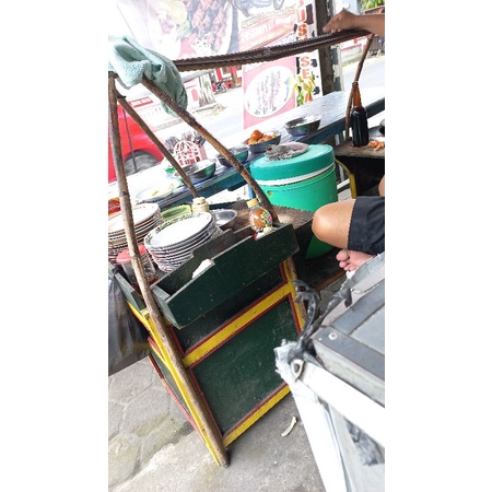 

sate kambing pak gempil